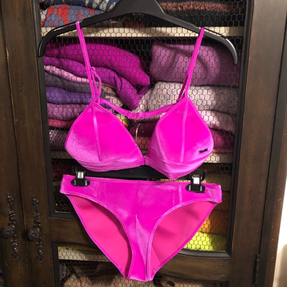 Triangl berry bikini